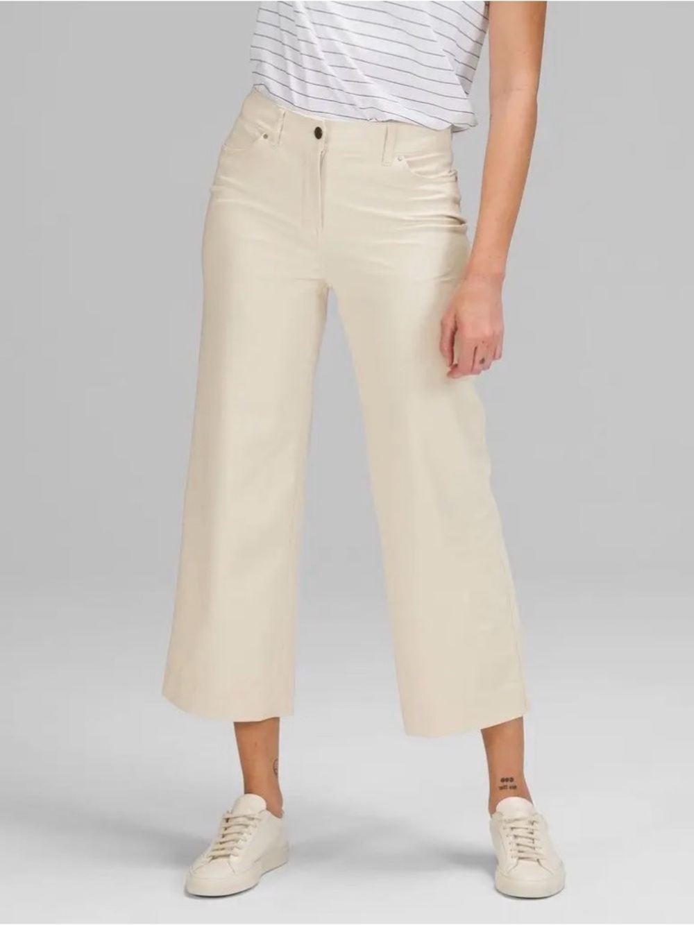 Lululemon Women's Cream City Sleek 5 Pocket Wide Leg High Rise 7/8 Pants 25